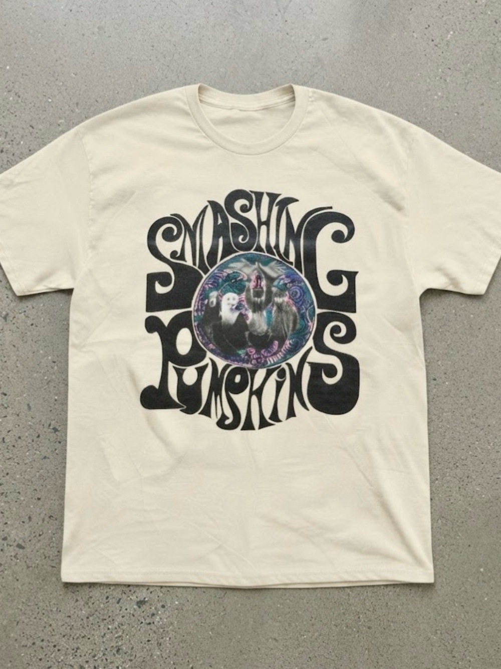Smashing Pumpkins Psychedelic Globe Graphic Gildan T-shirt